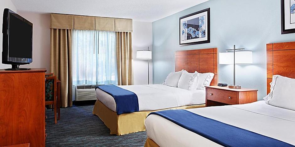 Holiday Inn Express Richmond-Brandermill-Hull Street By Ihg Buitenkant foto