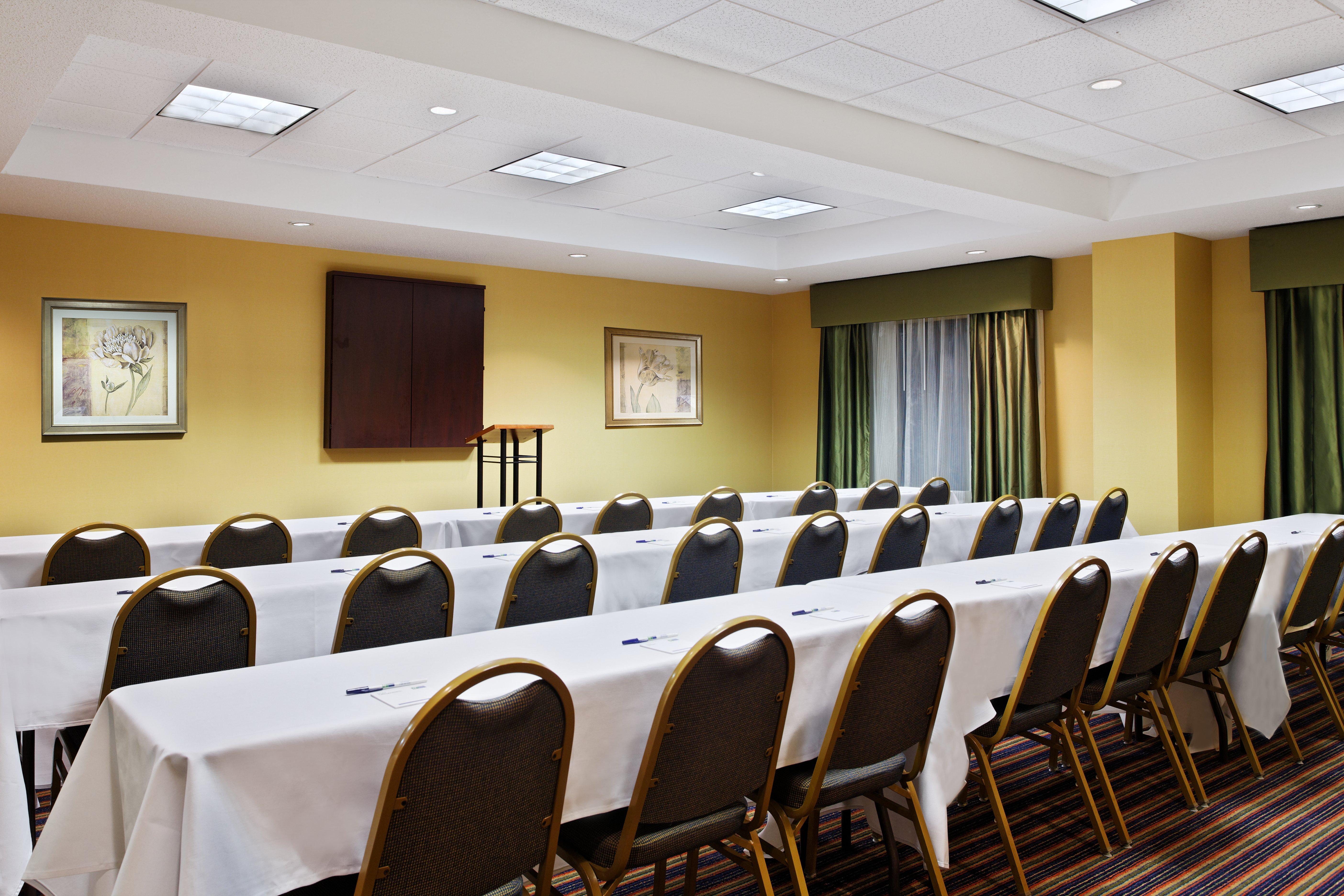 Holiday Inn Express Richmond-Brandermill-Hull Street By Ihg Buitenkant foto