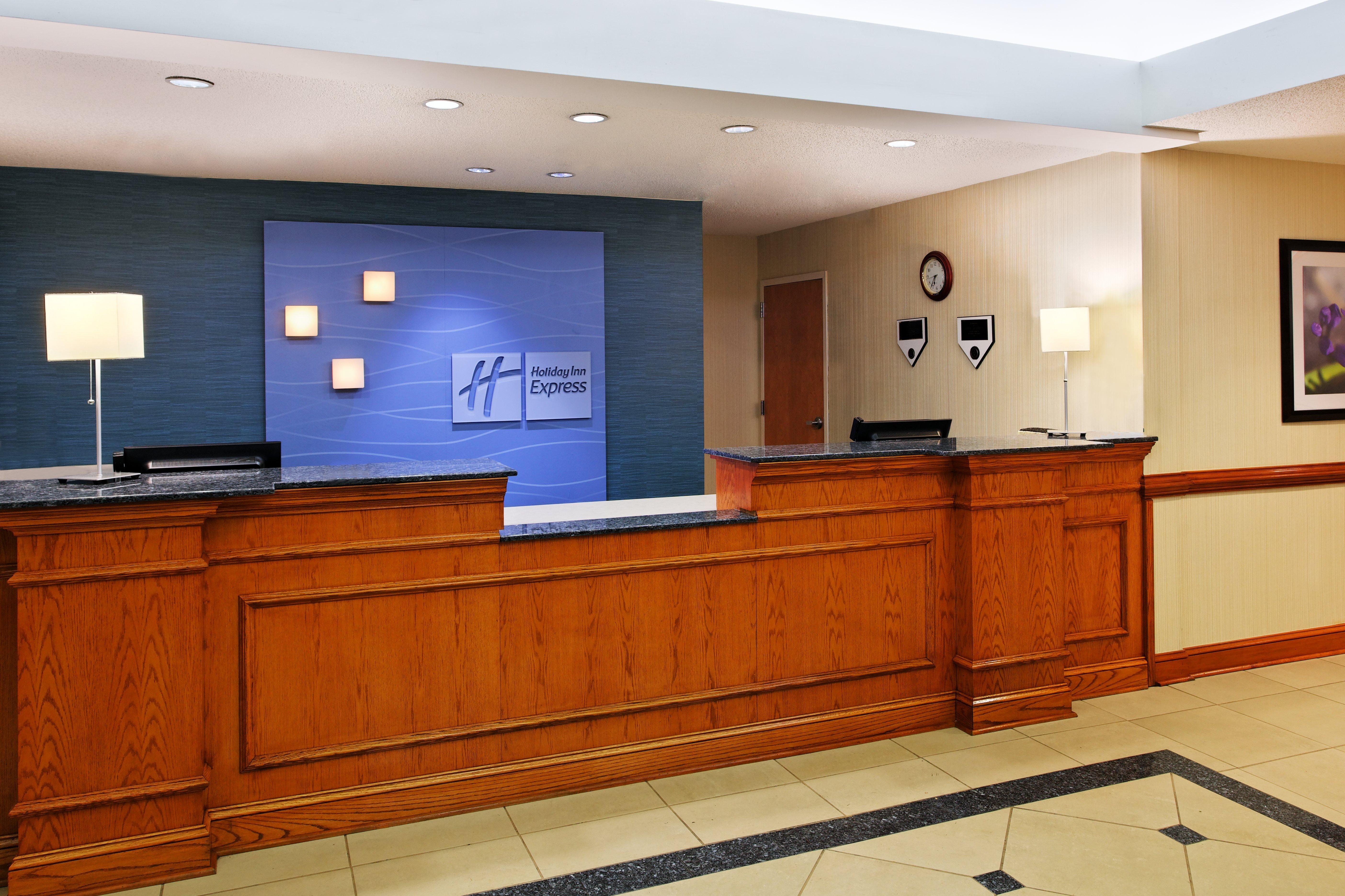 Holiday Inn Express Richmond-Brandermill-Hull Street By Ihg Buitenkant foto