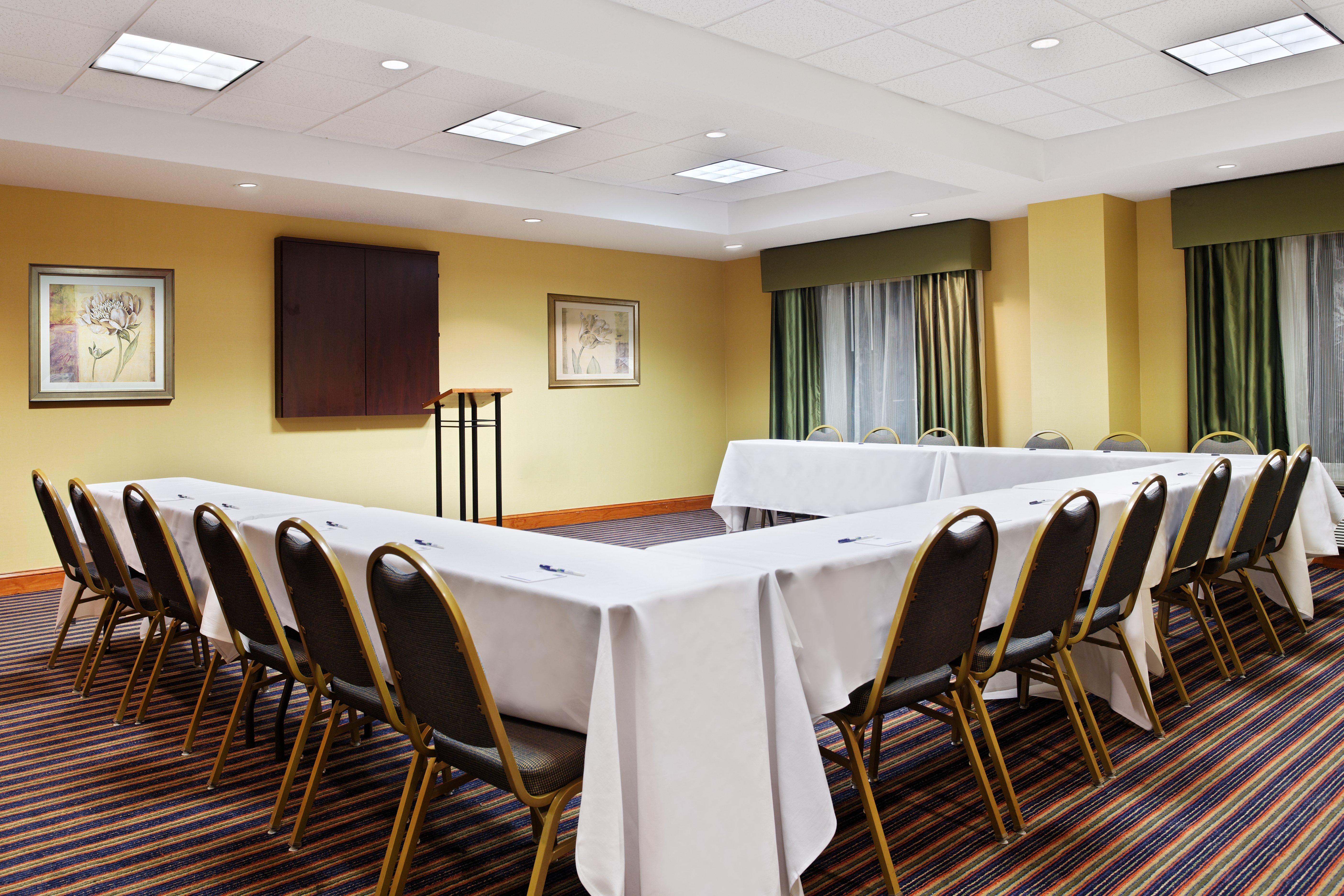 Holiday Inn Express Richmond-Brandermill-Hull Street By Ihg Buitenkant foto